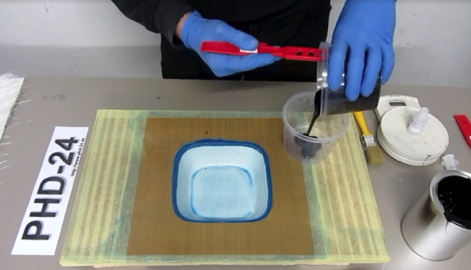 Mix well for laminating
