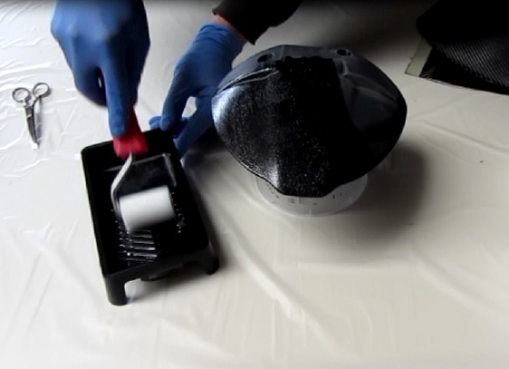 Applying resin